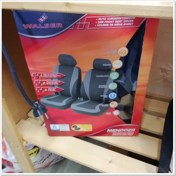 0004_Hallenflohmart1218 (6).jpg